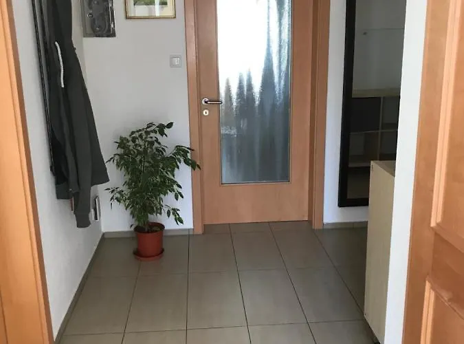 In Fuer Handwerker-/monteure Berufsreisende *