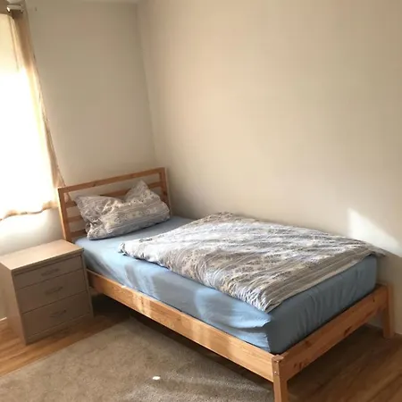 In Fuer Handwerker-/monteure Berufsreisende *
