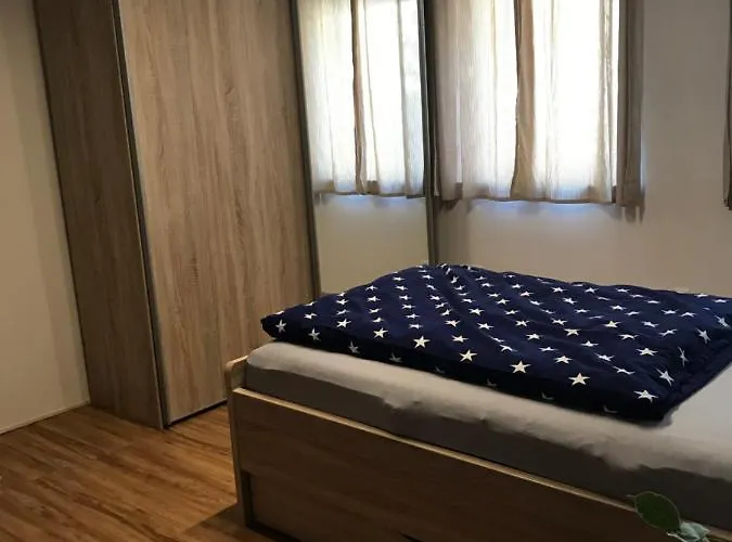 아파트 In Fuer Handwerker-/monteure Berufsreisende